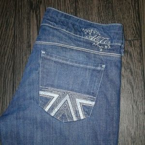 American Eagle bootcut flare size 6 short